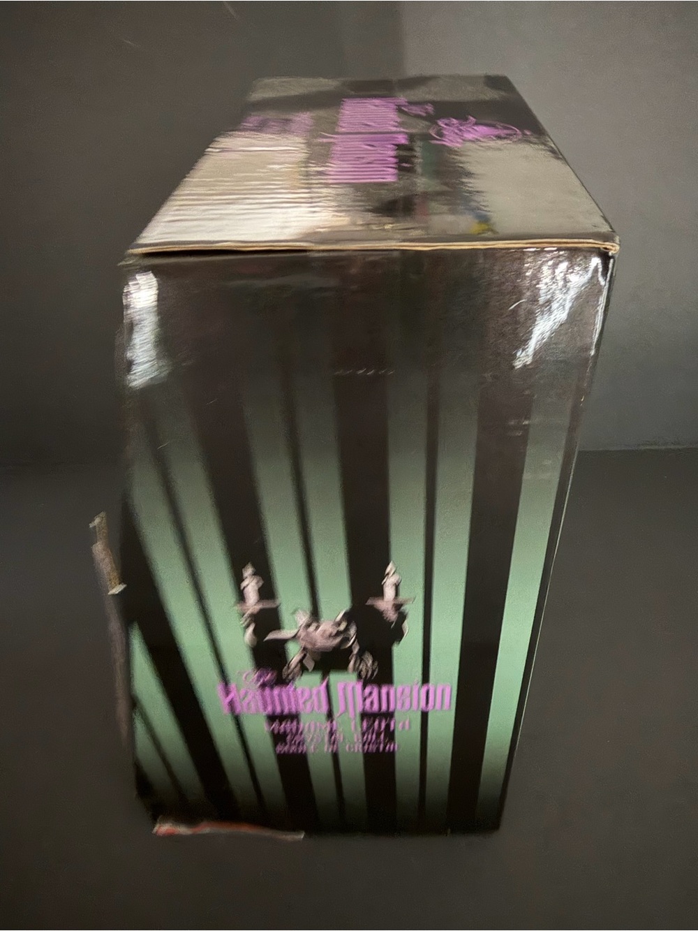 Disney Haunted Mansion Madame Leota Crystal Ball - Picture 4 of 6